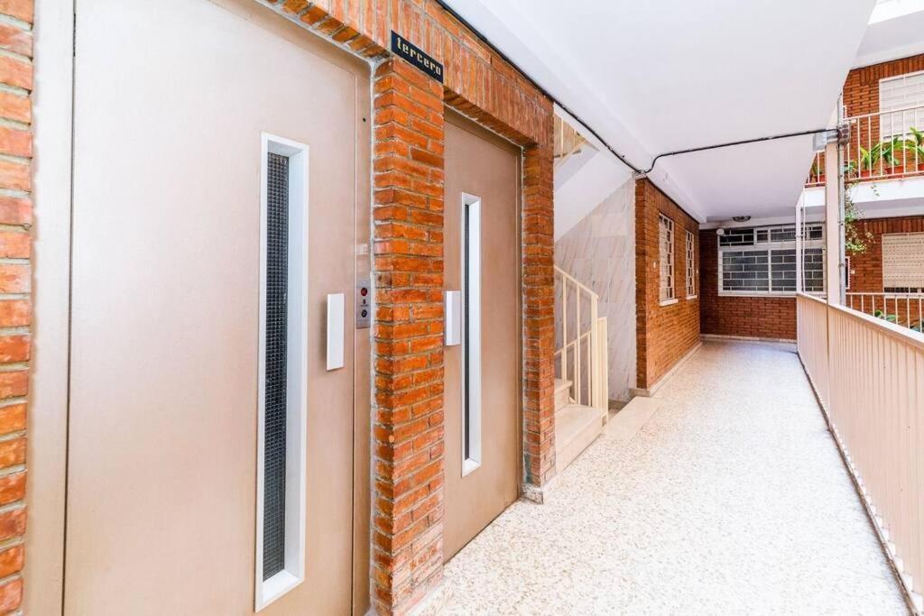 Modern Apartment Close To The City Center And Alhambra กรานาดา ภายนอก รูปภาพ