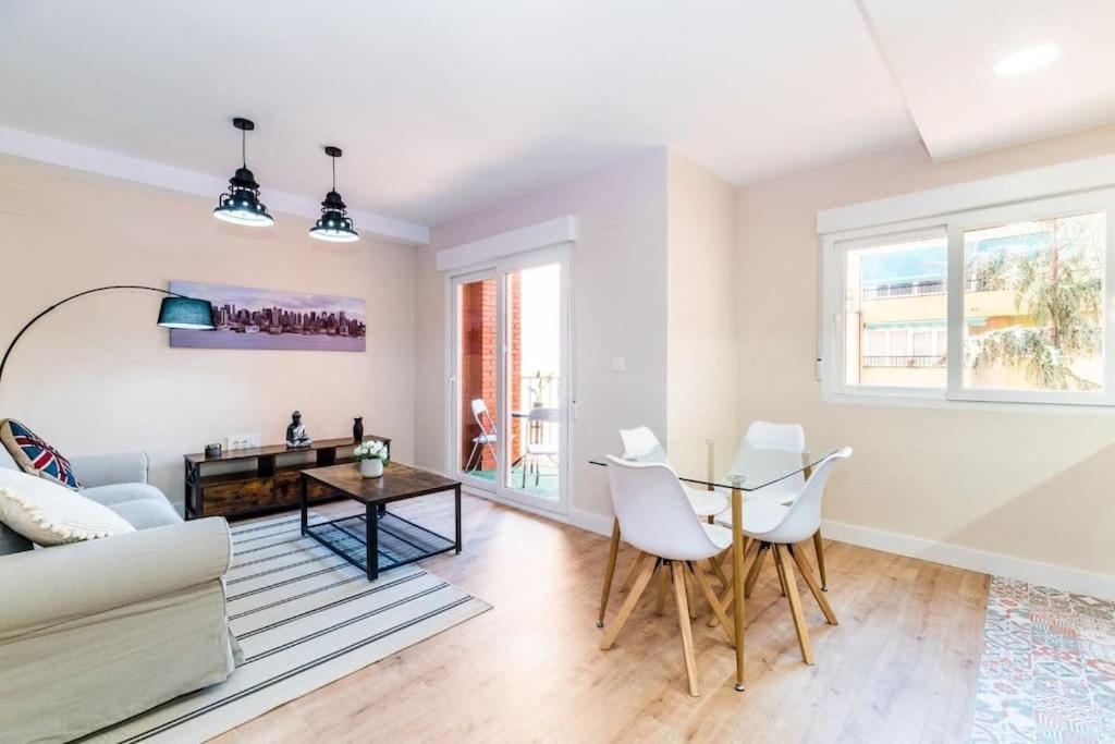 Modern Apartment Close To The City Center And Alhambra กรานาดา ภายนอก รูปภาพ